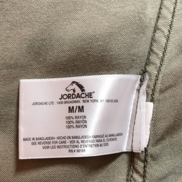 Jordache Camo Button Down Shirt Size Medium - Picture 6 of 8